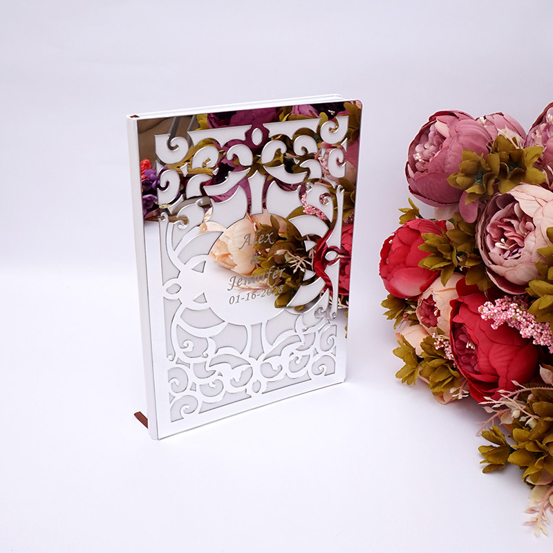 Niestandardowa księga gości we – Personalized Guest Book recenzja i cena